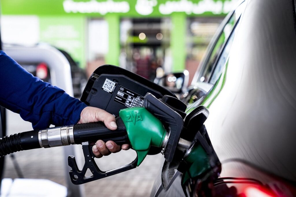 2025 02 2814 02 14uae announces fuel prices for march 2025