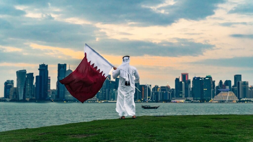 Highest monthly salary countries 2025 ഏറ്റവും കൂടുതൽ ശമ്പളം ലഭിക്കുന്ന ഗൾഫ് രാജ്യം ഏതാണെന്ന് നിങ്ങൾക്ക് അറിയോ ? ഖത്തർ രണ്ടാമത് ഉണ്ട്, തൊട്ട് പിന്നിൽ കുവൈറ്റ് എന്നാൽ ഒന്നാമൻ ആരാ ? 1 UAE JOB