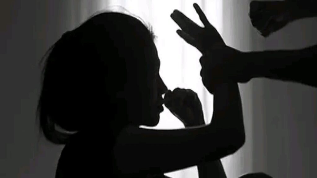 6-year-old girl gang-raped in India;നടുക്കം!ഇന്ത്യയിൽ 6 വയസുകാരിയെ കൂട്ട ബാലാൽസംഗം ചെയ്ത് കുട്ടികൾ 1 179000