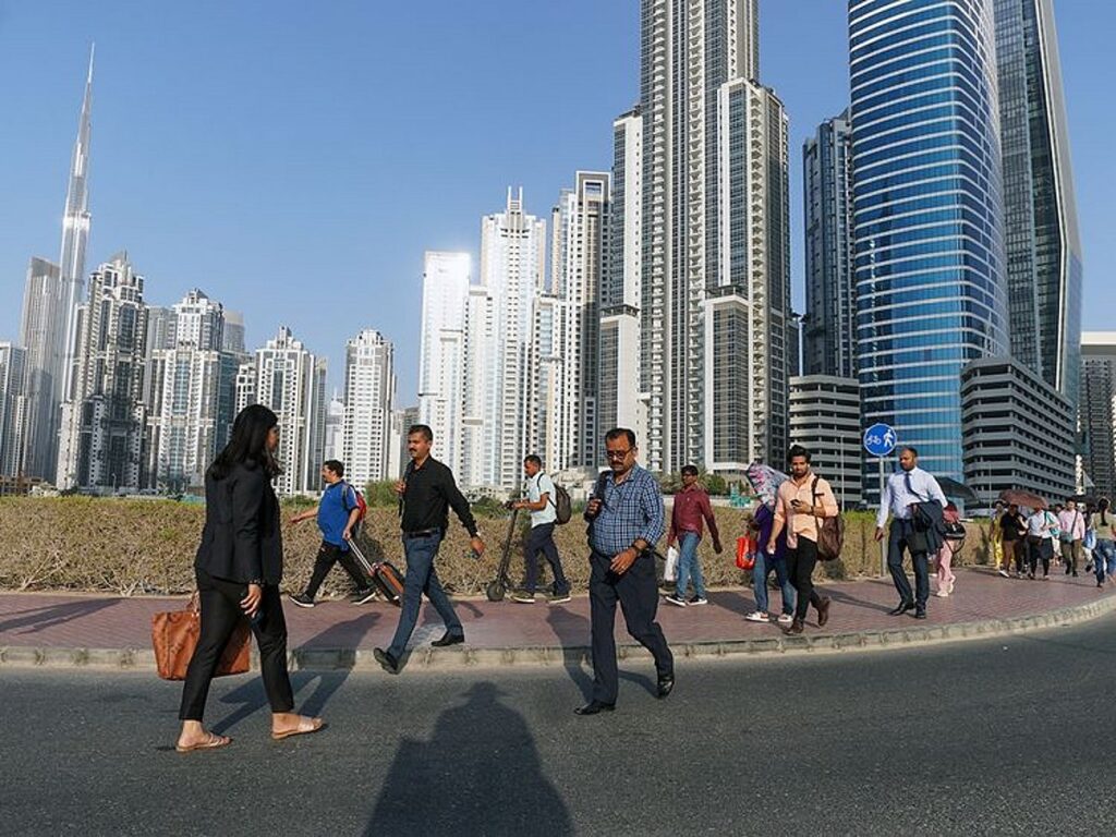 emirati job seekers in uae; ഇതെന്ത് കഷ്ടം!!! യുഎഇയിൽ തൊഴിലുണ്ട്, പക്ഷേ ആളില്ല; കാരണം ഇതാണ് 1 STOCK OFFICE STAFF IN DUBAI EMPLOYEES JOBS UAE 18c3e679e77 large