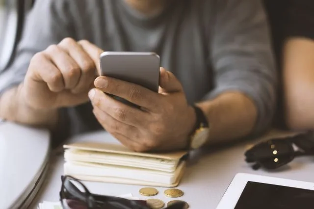 uae banking update otp:യുഎഇയിൽ ഇനി ബാങ്കിംഗ് ഇടപാടുകൾക്ക് ഒടിപി ഇല്ല; ആപ്പ് വഴി പുതിയ സുരക്ഷാ സംവിധാനം വരുന്നു 1 275332