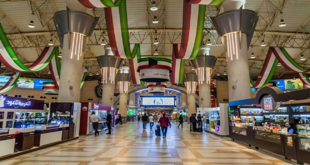 Kuwait Airport drone attack March കുവൈറ്റ് വിമാനത്താവളത്തിന് നേരെ ഡ്രോൺ ആക്രമണം; റഡാർ സംവിധാനത്തിന് കേടുപാട്, പരിക്കുകളില്ല 1 AIRPORT