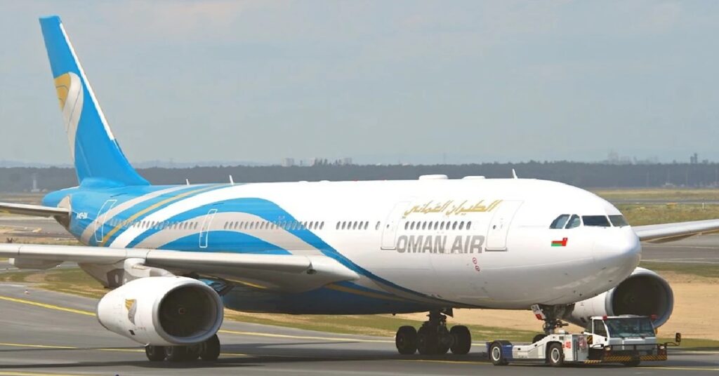 Oman Air flight cancellations March 2026 ഒമാൻ എയർ വിമാനങ്ങൾ റദ്ദാക്കി; ദുബായ്, ദോഹ, കുവൈറ്റ് ഉൾപ്പെടെ ഒൻപത് നഗരങ്ങളിലേക്കുള്ള സർവീസുകൾ തടസ്സപ്പെടും 1 OMAN