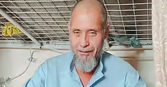 Expat dead: ഷെൽട്ടറിലേക്ക് വെറും 50 മീറ്റർ; മിസൈൽ അവശിഷ്ടങ്ങൾ പതിച്ച് പ്രവാസിക്ക് ദാരുണാന്ത്യം, അബുദാബിയിലെ സഹപ്രവർത്തകരുടെ പ്രിയപ്പെട്ടവന് വിട 1 abu dhabi missile debris claims pakistani expat life