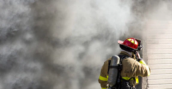 Fire breakout in Dubai;ദുബായിൽ വെയർഹൗസിൽ വൻ തീപിടിത്തം 1 316148