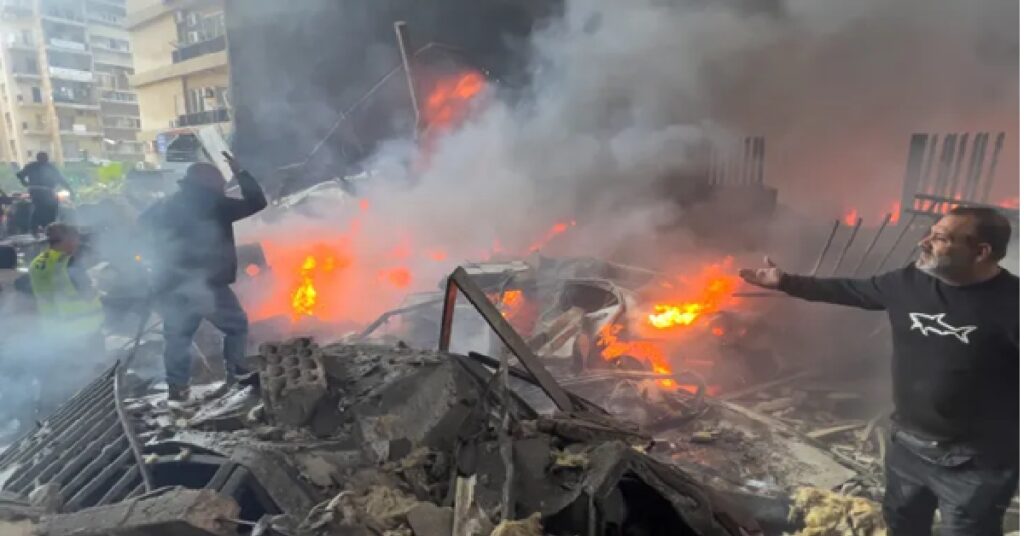 Lebanon attack : ആശ്വാസത്തിനിടെയും ലെബനനിൽ ഇസ്രായേലിന്റെ വൻ ആക്രമണം; ബെയ്റൂട്ട് കത്തിയമരുന്നു, വൻ നാശനഷ്ടം 1 labanaim