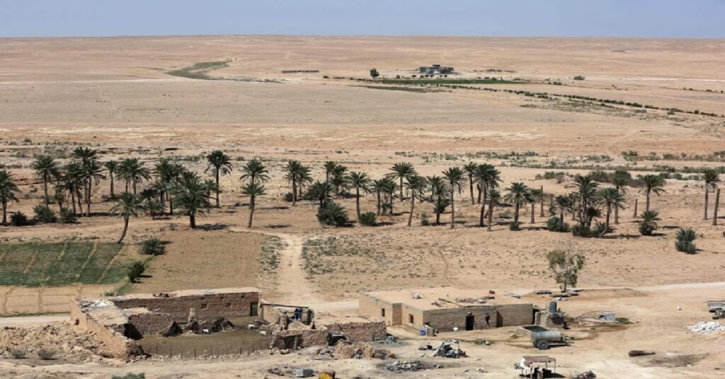 Israel secret military base Iraqi desert Iran war ഇറാനെ തകർക്കാൻ ഇറാഖ് മരുഭൂമിയിൽ ഇസ്രയേലിന്റെ രഹസ്യ താവളങ്ങൾ; നിർണ്ണായക പിന്തുണയുമായി അമേരിക്ക, വ്യോമാതിർത്തി നിരീക്ഷണ റഡാറുകൾ പൂട്ടിച്ച് വൻ കെണി! 1 iran 5