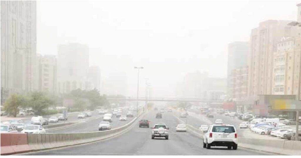 Kuwait weather forecast dust storm കുവൈറ്റിൽ ചൂടും ശക്തമായ പൊടിക്കാറ്റും തുടരും; താപനില 49 ഡിഗ്രി വരെ ഉയർന്നേക്കാം; ജാഗ്രതാ നിർദ്ദേശവുമായി കാലാവസ്ഥാ വകുപ്പ്! 1 kuwait 1233 3