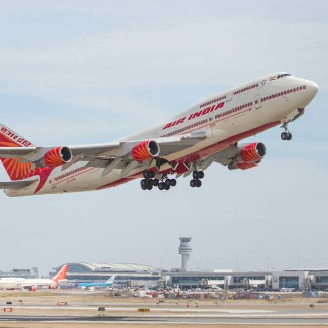 UAE Airfares | Air India, IndiGo സർവീസുകൾ കുറയ്ക്കുന്നു; യുഎഇ വിമാന ടിക്കറ്റ് നിരക്ക് ഉയരാൻ സാധ്യത 1 uae-airfares