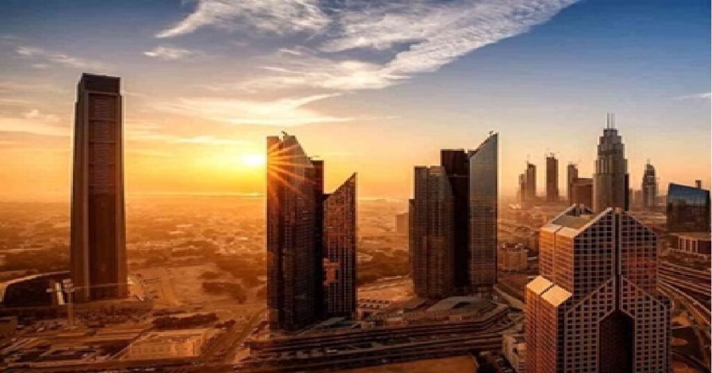 UAE Eid Al Adha weather forecast NCM യുഎഇയിൽ ഇനി കനത്ത ചൂടിന്റെ നാളുകൾ; ബലിപെരുന്നാൾ ദിനങ്ങളിൽ താപനില കുതിച്ചുയരുമെന്ന് മുന്നറിയിപ്പ്; അറഫാ ദിന കാലാവസ്ഥ പ്രവചിച്ച് എൻസിഎം! 1 uae climat