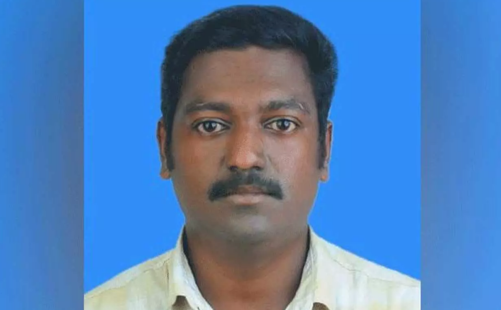 ചേതനയറ്റ ശരീരത്തിന്റെ പോക്കറ്റില് ചുരുട്ടിക്കൂട്ടിയ ഒരു തുണ്ട് കടലാസിലെ വരികള്;നെഞ്ചുലയ്ക്കും;മൃതദേഹം നാട്ടില് കൊണ്ടുപോകേണ്ടെന്ന് എഴുതിവച്ച് മലയാളി യുവാവ് ജീവനൊടുക്കി; ചര്ച്ചയായി പ്രവാസി മലയാളിയുടെ കുറിപ്പ് 1 429728