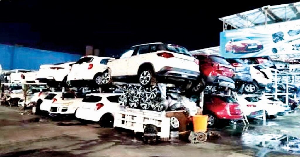 car repair scams കാർ ഗാരേജുകളിലെ 'പണി' പാളുന്നു: ബില്ല് ഇരട്ടി, ജീവനക്കാർക്ക് പരിചയവുമില്ല; കബളിപ്പിക്കപ്പെടാതിരിക്കാൻ ശ്രദ്ധിക്കുക! മുന്നറിയിപ്പ് 1 car