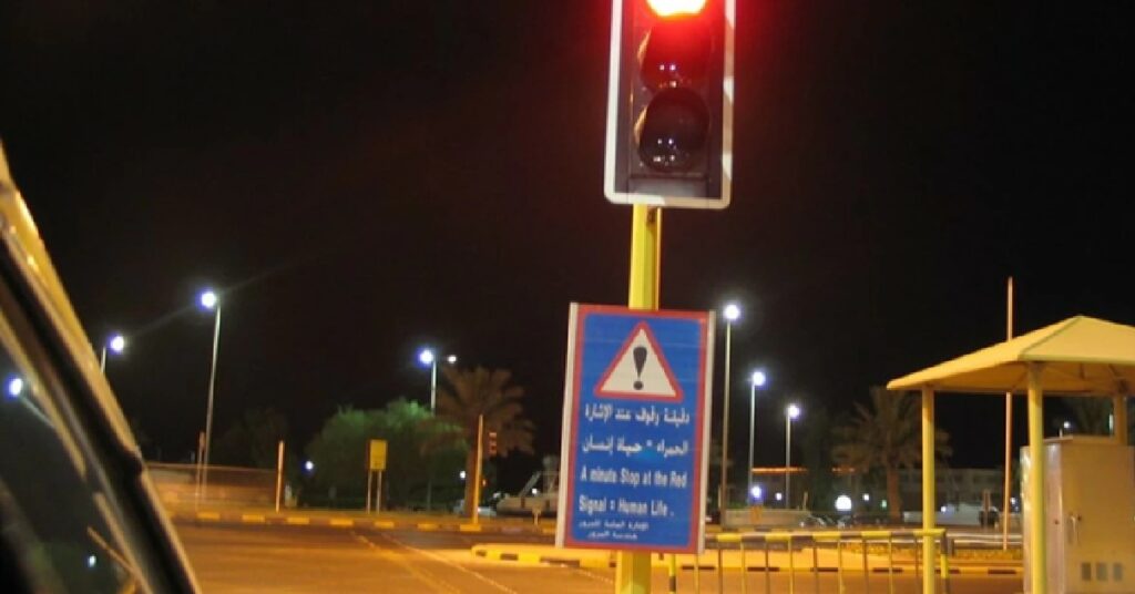 Kuwait new traffic law 2026 കുവൈറ്റിൽ പുതിയ ട്രാഫിക് നിയമം ഫലം കണ്ടു; വേഗപരിധി ലംഘനത്തിലും റെഡ് സിഗ്നൽ നിയമലംഘനത്തിലും വൻ കുറവ് 1 kuwait 123 1