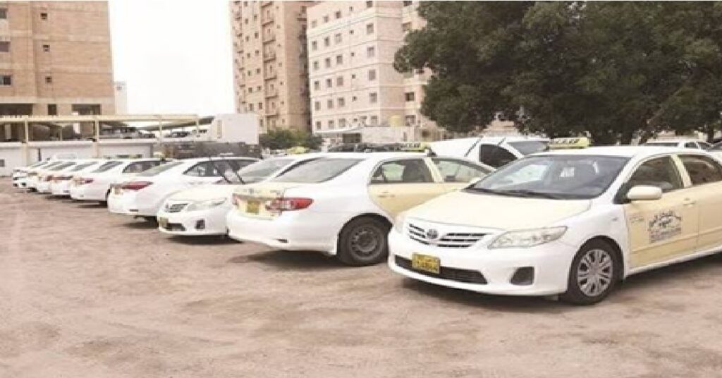 Kuwait taxi CCTV camera mandatory കുവൈത്തിൽ ഇലക്ട്രോണിക് ആപ്പുകൾ വഴിയുള്ള ടാക്സി സർവീസുകൾക്ക് കടുത്ത നിയന്ത്രണം; ക്യാമറകൾ നിർബന്ധം, ഡ്രൈവർമാർക്ക് 7 നിബന്ധനകൾ പാലിക്കണം 1 KUWAIT TAXI