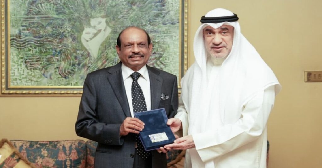 ma yusuff alli kuwait ചരിത്രനേട്ടം; കുവൈത്തിന്റെ ആദ്യ ഗോൾഡൻ റെസിഡൻസി സ്വന്തമാക്കി എം.എ. യൂസഫലി 1 USEFF