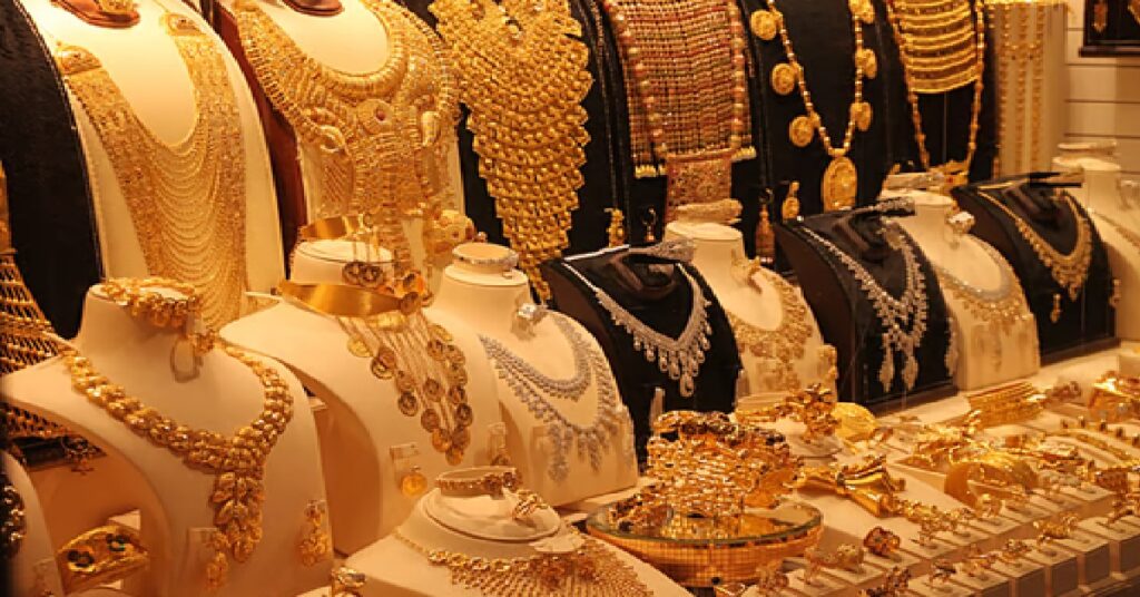 Dubai Gold Price Today ദുബായിൽ സ്വർണവില വീണ്ടും കുറഞ്ഞു 1 gold