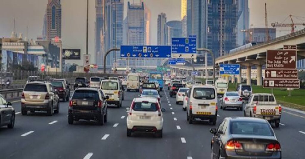 Report Unknown Driver Accident UAEവാഹനത്തിന് കേടുപാടുണ്ടാക്കി ഡ്രൈവർ കടന്നു കളഞ്ഞോ ? യുഎഇയിൽ ഇനി നിമിഷങ്ങൾക്കകം ഡിജിറ്റലായി പരാതി നൽകാം 1 uae 1