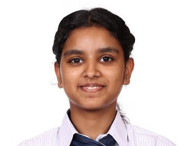 കണ്ണീരോടെ ഷാർജയിലെ ഇന്ത്യൻ സമൂഹം; പ്രവാസി വിദ്യാർത്ഥിനി മരണപ്പെട്ടു 1 544064