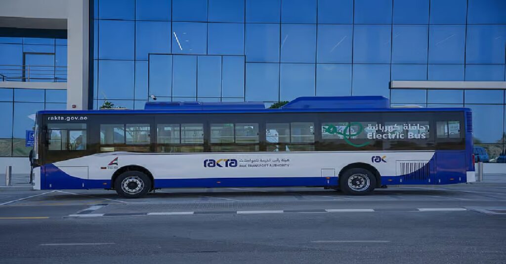 Ras Al Khaimah Dubai Bus Service :റാസൽഖൈമ–ദുബായ് ബസ് സർവീസ് വർധിപ്പിച്ചു; ഇനി ദിവസവും 19 അധിക സർവീസുകൾ 1 BUS 2
