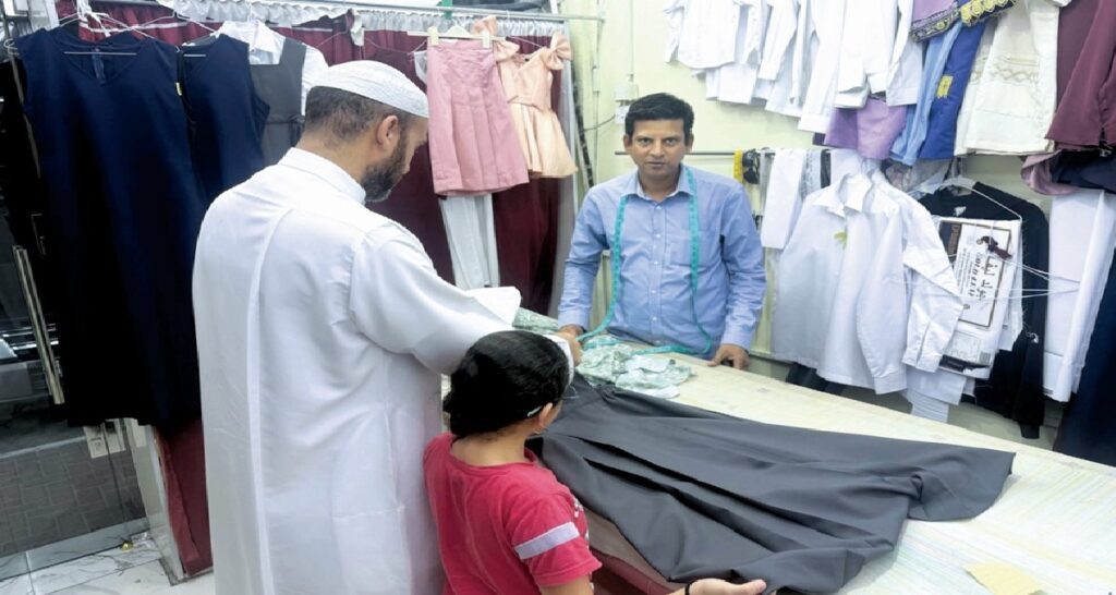 Qatar school uniform prices ഖത്തറിൽ വീണ്ടും ഒരു സ്ക്കൂൾ തുറക്കൽ കാലം ; യൂണിഫോമിന് വില കൂടിയതായി പരാതി 1 SCHOOL 1