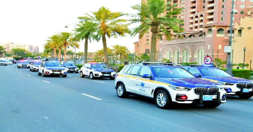 Qatar traffic rules 2026 ഖത്തറിൽ ലൈസൻസില്ലാതെ യാത്രക്കാരെ കൊണ്ടുപോയാൽ വാഹനം പിടിച്ചെടുക്കും; കർശന മുന്നറിയിപ്പുമായി ട്രാഫിക് വകുപ്പ് 1 TRAFFIC
