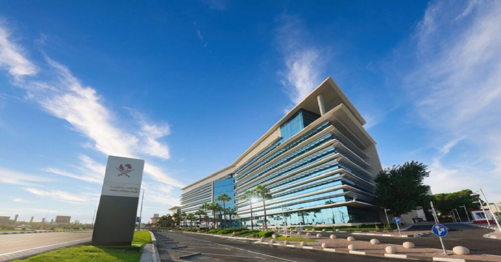 Qatar healthcare professionals ലൈസൻസ് ലഭിക്കുന്നതിന് വ്യാജ എക്സ്പീരിയൻസ് സർട്ടിഫിക്കറ്റ് നൽകി ; ഖത്തറിൽ 27 ആരോഗ്യ പ്രവർത്തകർക്ക് വിലക്ക് 1 health 1