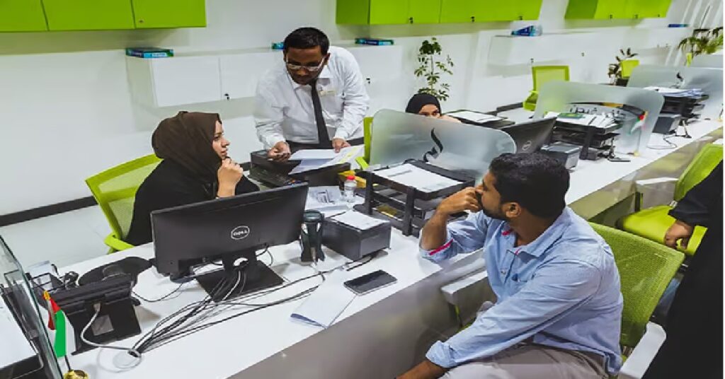 Dubai visa fine waiver : യുഎഇ വിസ പിഴ ഇളവ്: ദുബായിൽ എങ്ങനെ അപേക്ഷിക്കാം? യോഗ്യതയും നടപടിക്രമവും അറിയാം 1 uae job