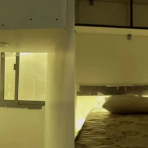1000025798