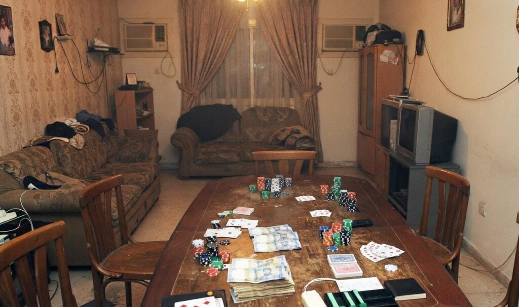 Kuwait gambling raid in Mahboula apartment where six Asian expats were arrested