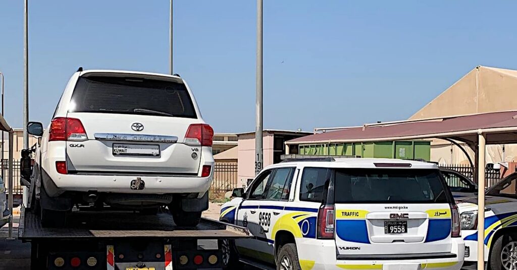 How to Release an Impounded Vehicle in Kuwait കസ്റ്റഡിയിലെടുത്ത വാഹനം എങ്ങനെ തിരികെ ലഭിക്കും? നടപടിക്രമങ്ങൾ വ്യക്തമാക്കി കുവൈറ്റ് ട്രാഫിക് ഡിപ്പാർട്ട്മെന്റ് 1 car