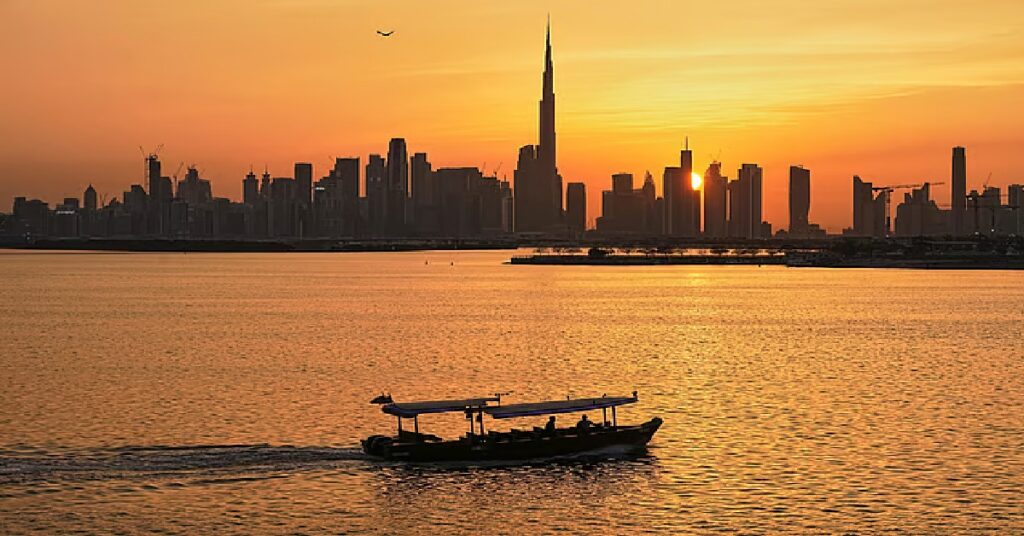 UAE environmental fines യുഎഇയിൽ പരിസ്ഥിതി നിയമലംഘനങ്ങൾക്ക് കനത്ത പിഴ; 500 ദിർഹം മുതൽ 1 കോടി ദിർഹം വരെ 1 uae home