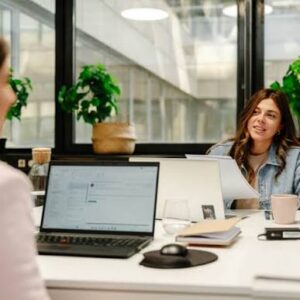 Explore accounting and finance jobs in the UAE for October 2026, including finance trainee, accountant, analyst and audit vacancies with application links.