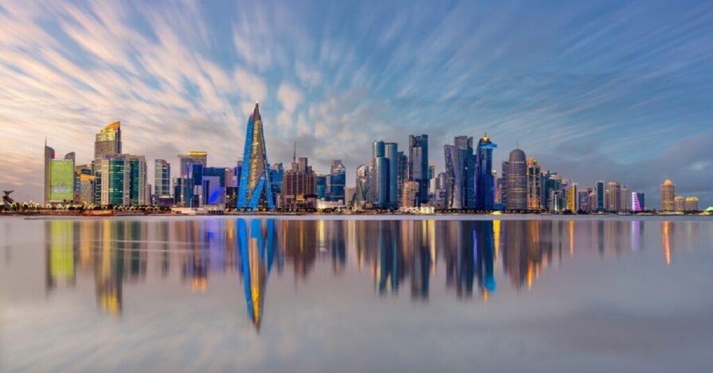 qatar look