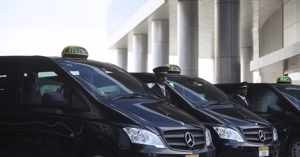 Abu Dhabi Adds 800 Taxis to Zayed International Airport ഇനി യാത്ര കൂടുതൽ സുഗമമാവും; അബുദാബി സായിദ് അന്താരാഷ്ട്ര വിമാനത്താവളത്തിലേക്ക് 800 ടാക്സികൾ കൂടി 1 taxi e1791284274462